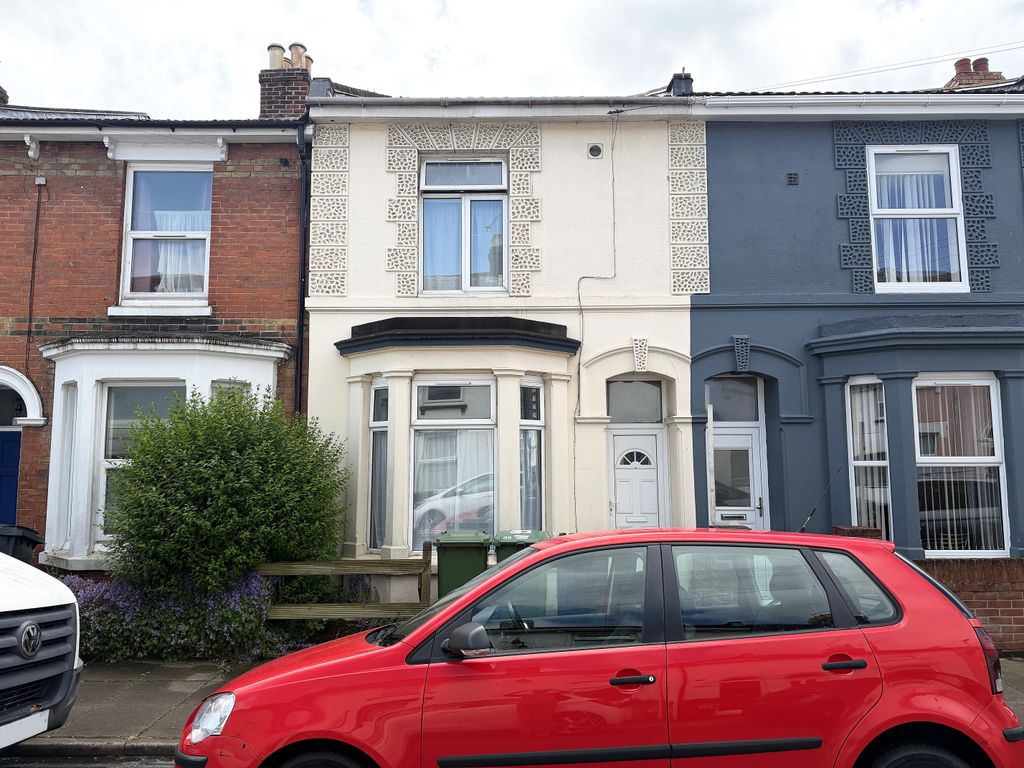 Property photo 1 of 17