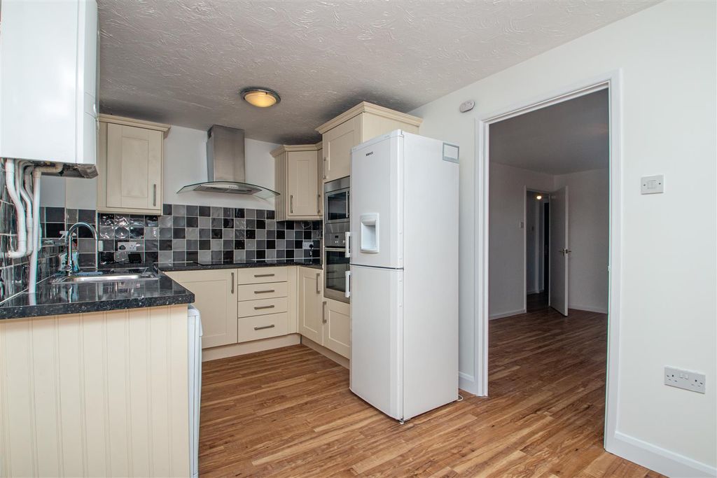 Property photo 3 of 12 48Bant_3.Jpg