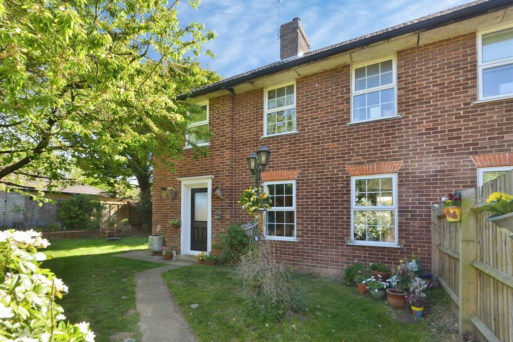 Property photo 1 of 20