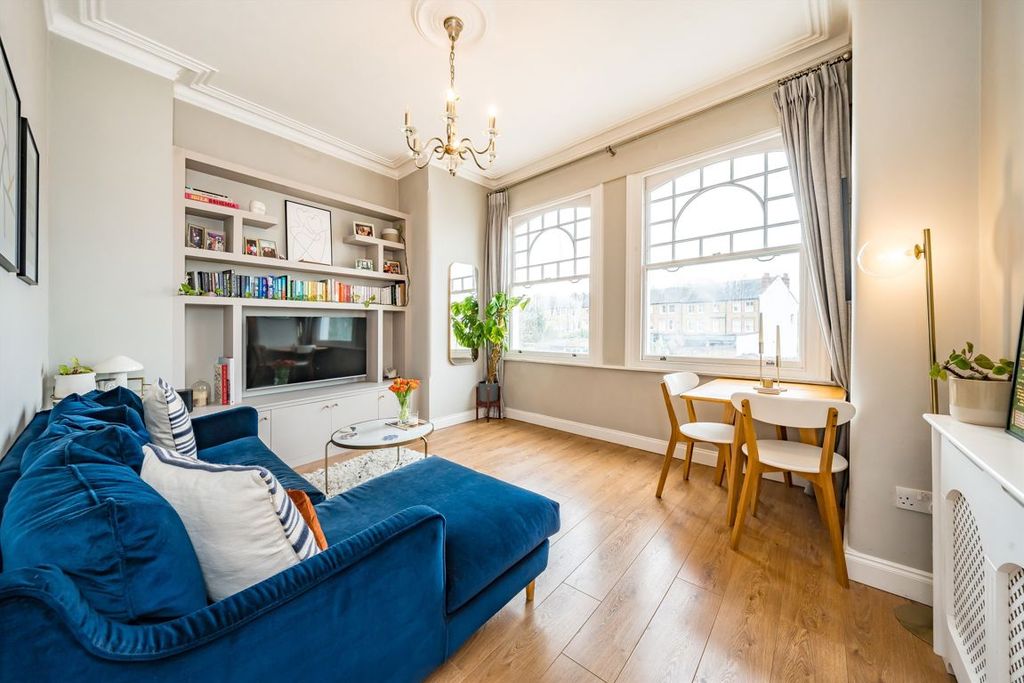 Property photo 2 of 5