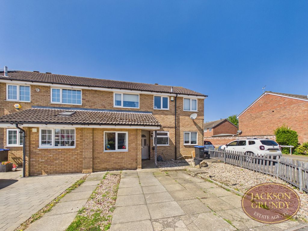 Property photo 1 of 15 Thornfield