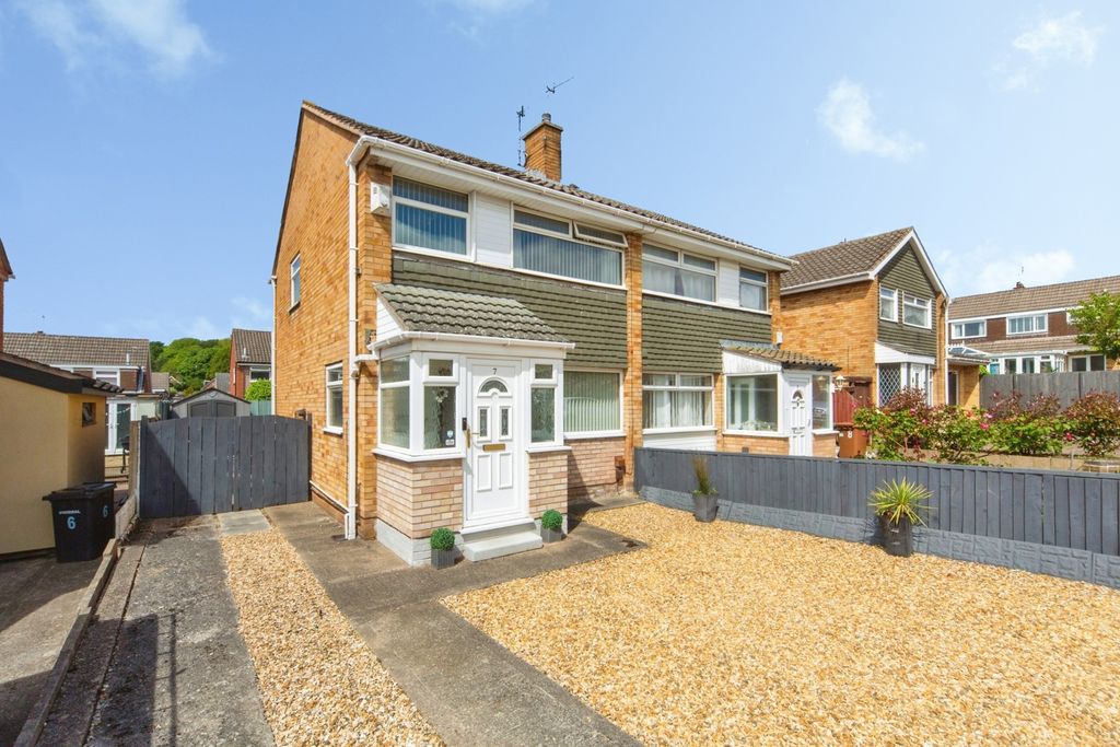 Property photo 1 of 19 Pbox-Img.Jpg