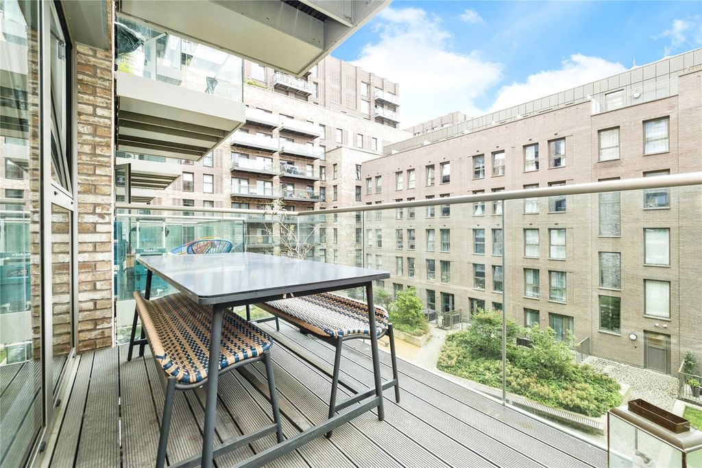 Property photo 3 of 19 Picture No. 12