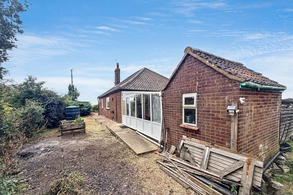 Property photo 2 of 17 6 Burnt Chimney Drove, Littleport, Ely, Cb6 1Rn
