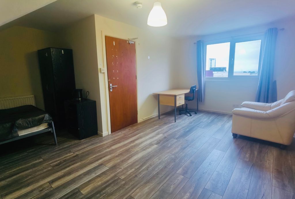 Additional image 10 of 2 bed flat to rentFirst Floor Flat, Mansel Street, Swansea SA1