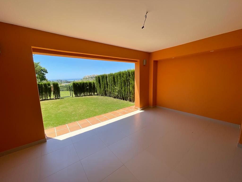 Property photo 1 of 31