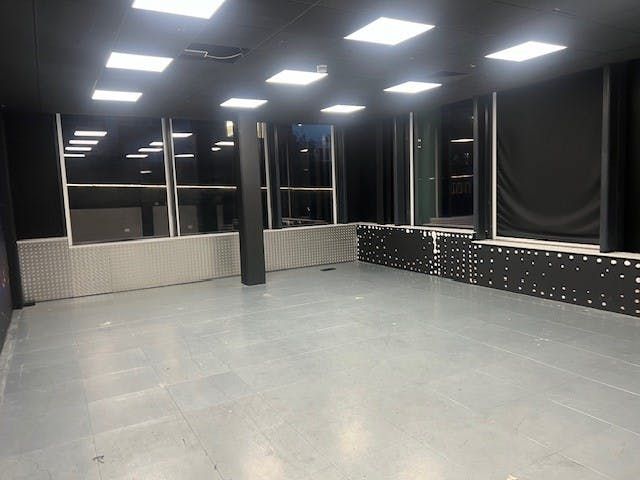 Property photo 3 of 10 19.Jpg