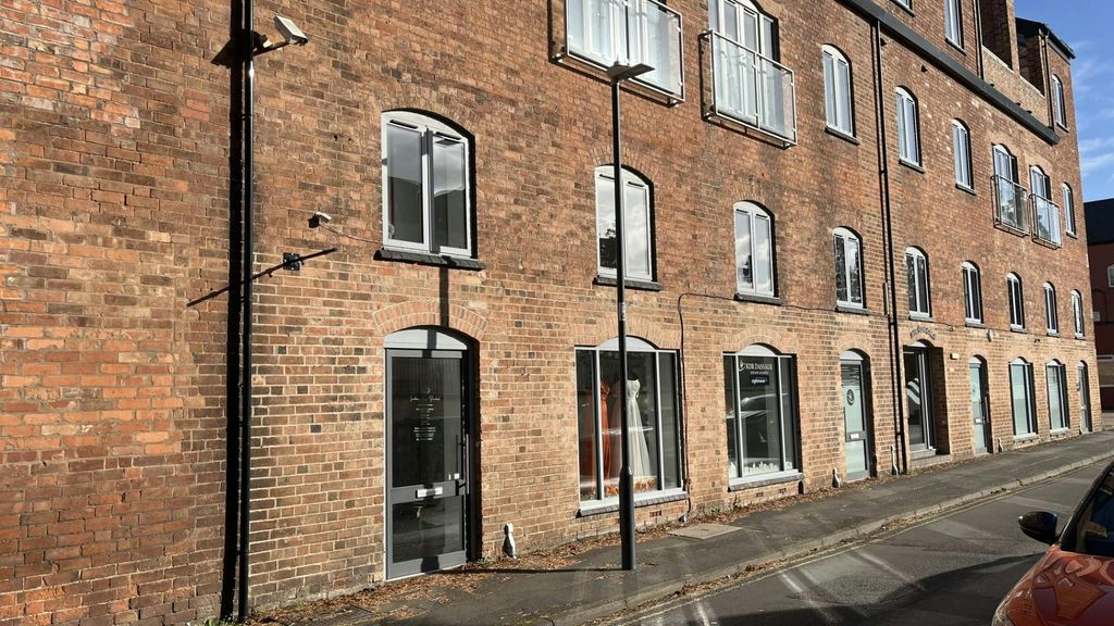 Property photo 1 of 11 Thumbnail_Img_1742.Jpg