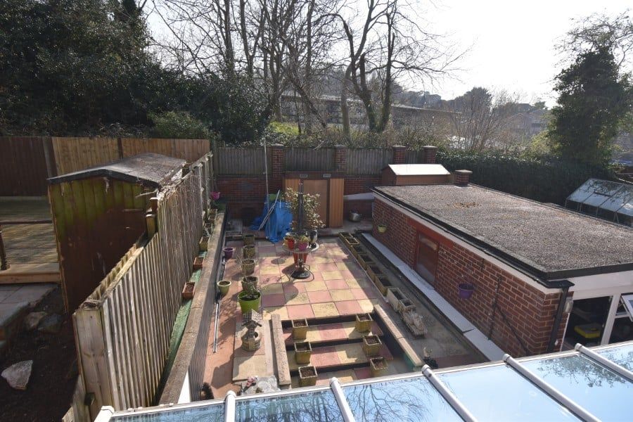 Property photo 3 of 12