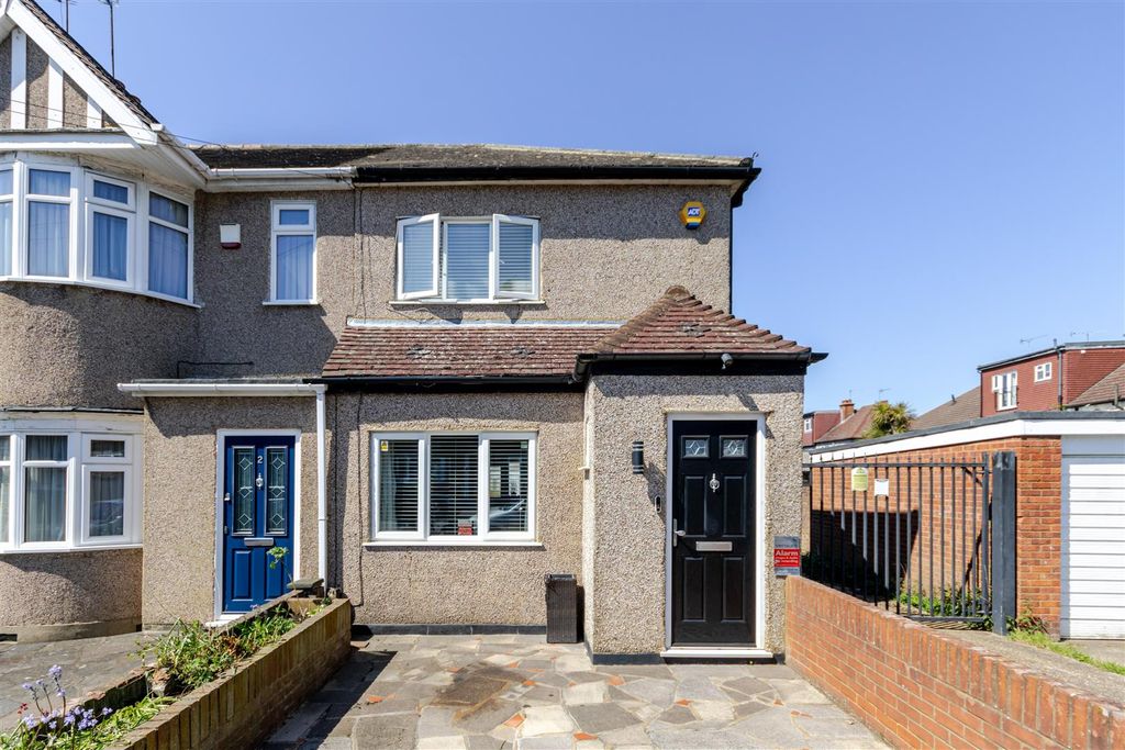 Property photo 1 of 20
