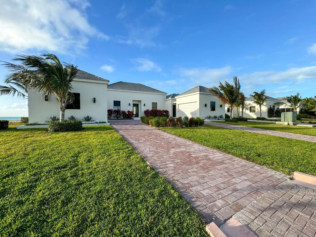 Property photo 1 of 30