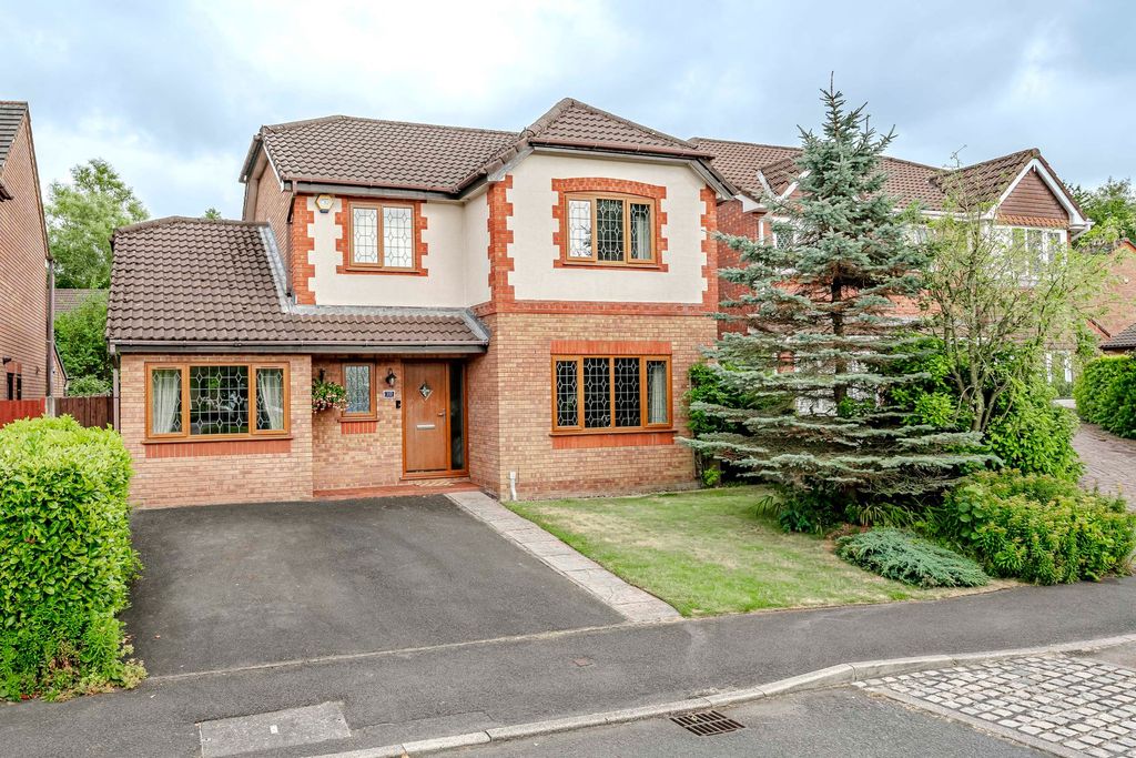Property photo 1 of 44