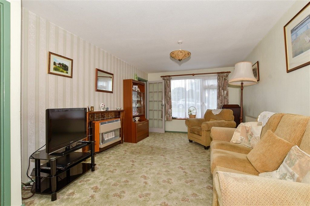 Property photo 3 of 15 Lounge/Dining Room