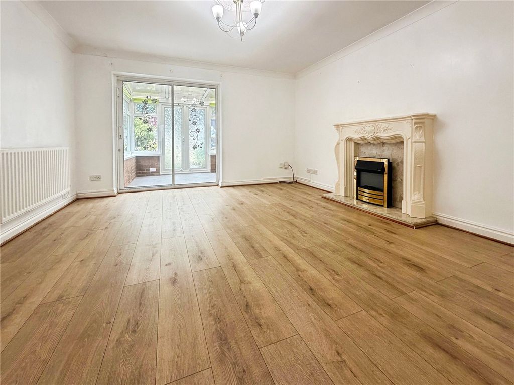 Property photo 2 of 8 Picture No. 06