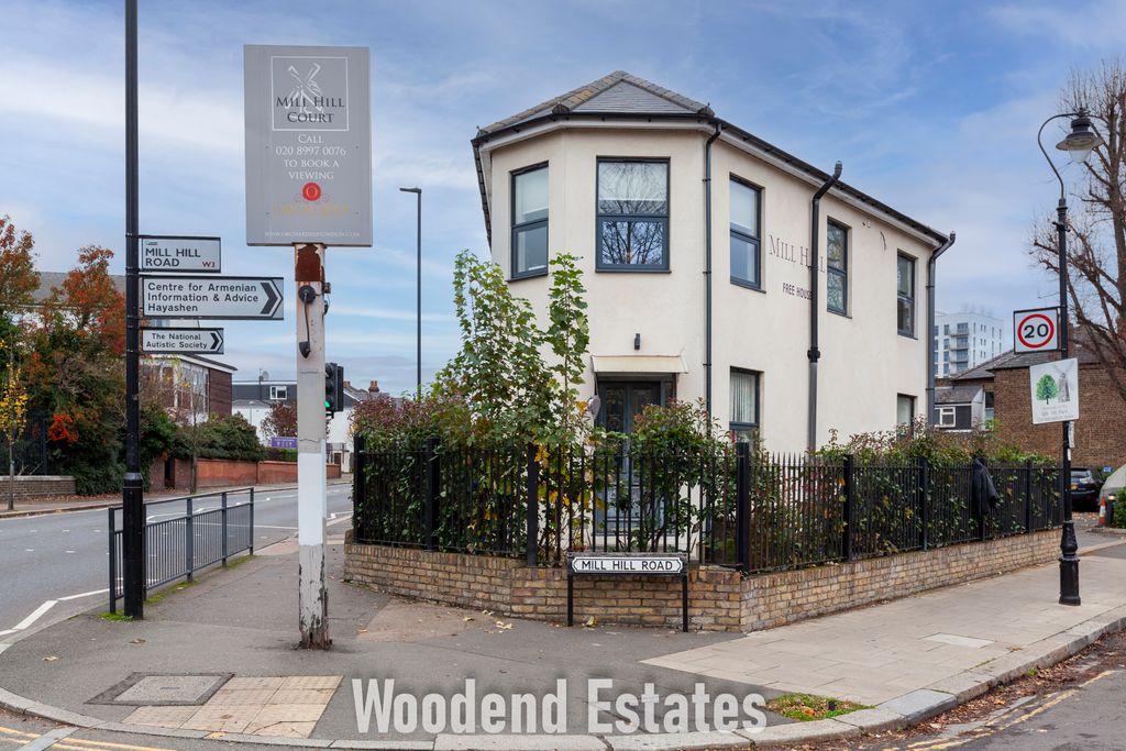 Property photo 3 of 20