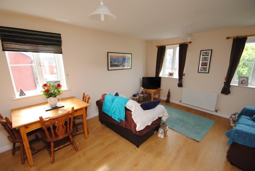 Property photo 2 of 12