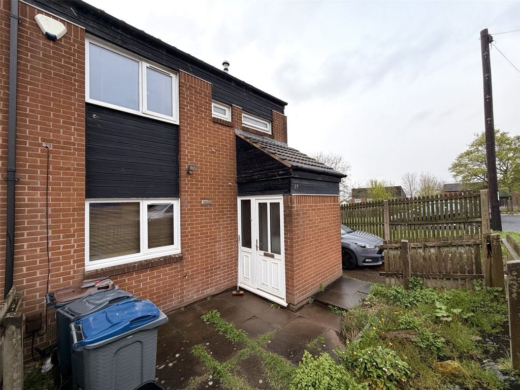 Property photo 2 of 20 Front