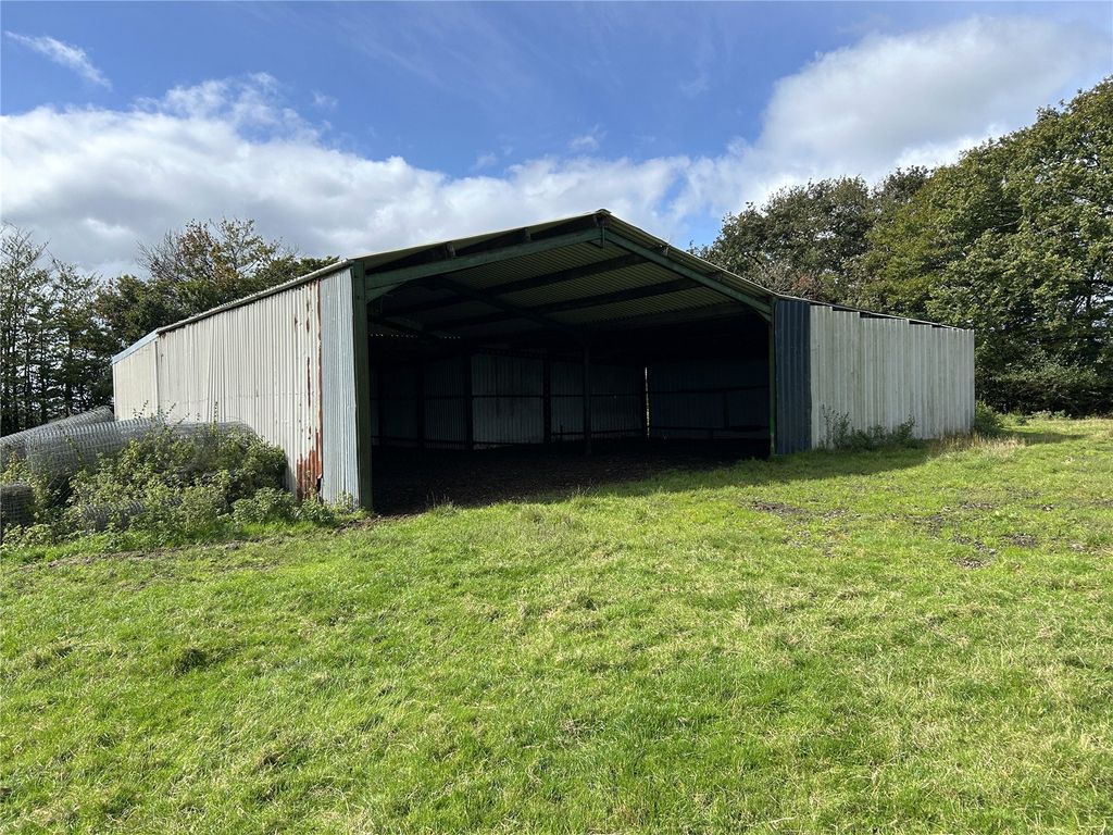 Property photo 2 of 16 Picture No. 02