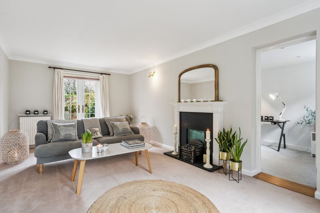 Property photo 3 of 20 Photo 16