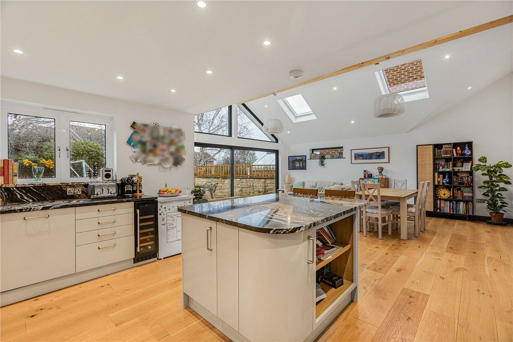 Property photo 3 of 18 Picture No. 47