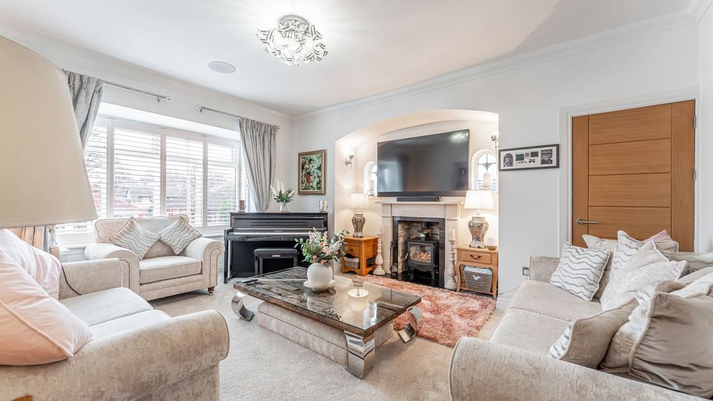 Property photo 2 of 30