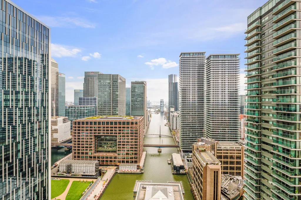 Landmark Pinnacle, Canary Wharf E14 - View 6