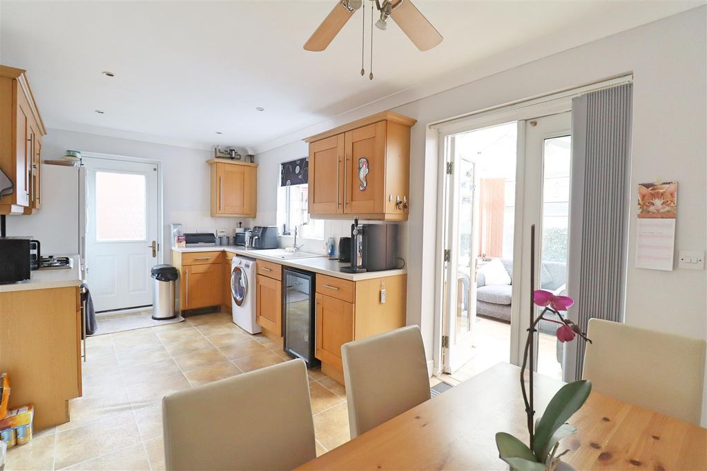 Property photo 3 of 17 Img_4419.Jpg