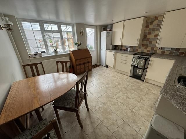 Property photo 3 of 12 Kitchen/Dining Room