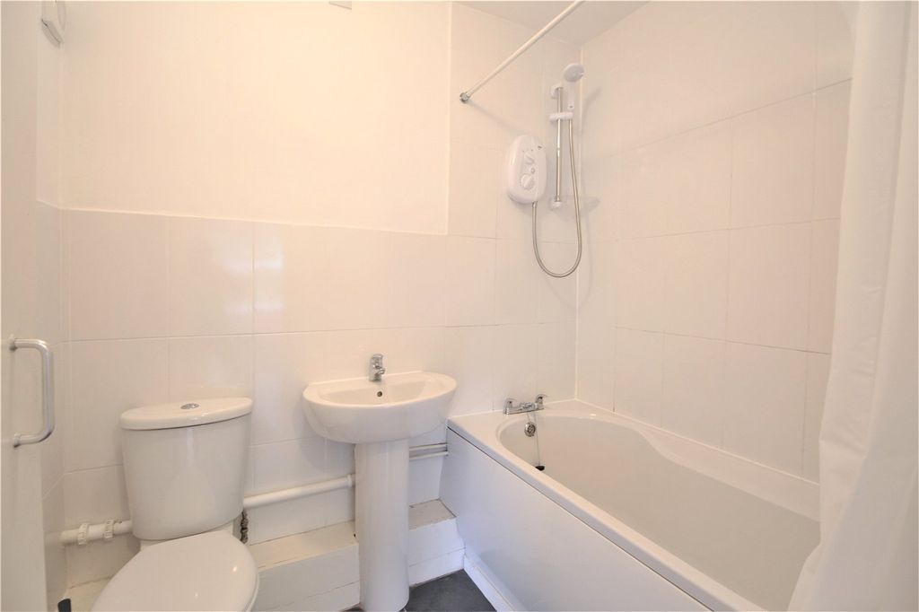 Property photo 3 of 7 Picture No. 02