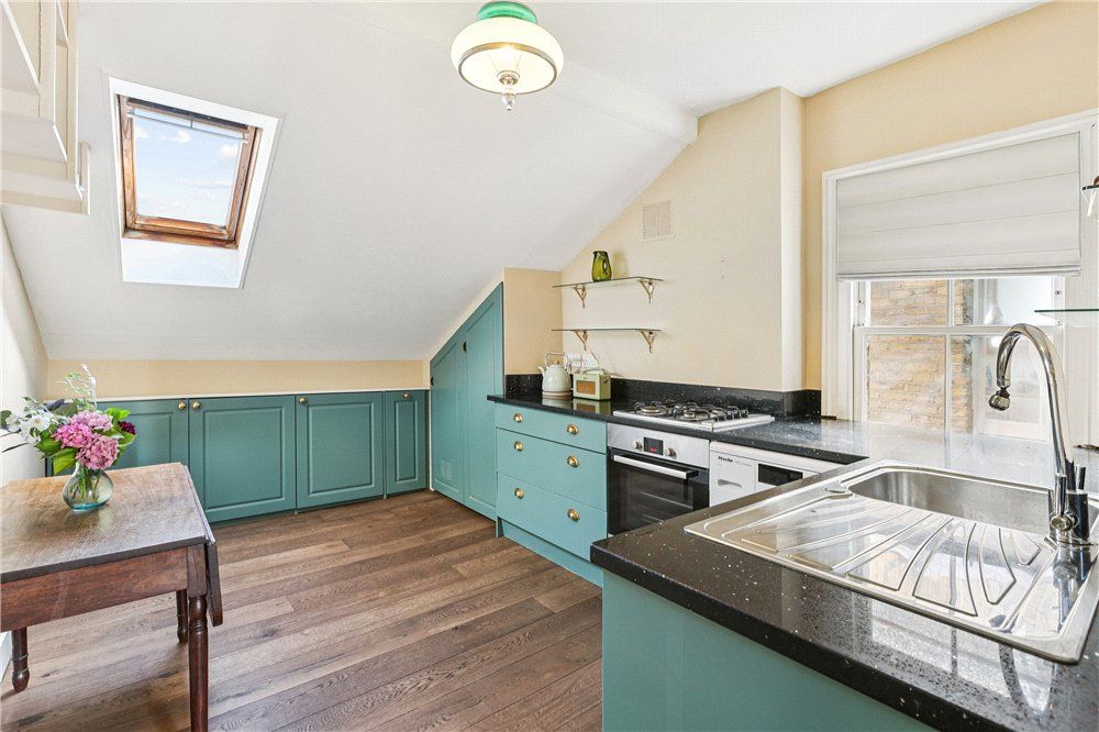 Property photo 3 of 11 Picture No. 15