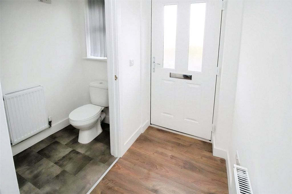 Property photo 2 of 9 Picture No. 05