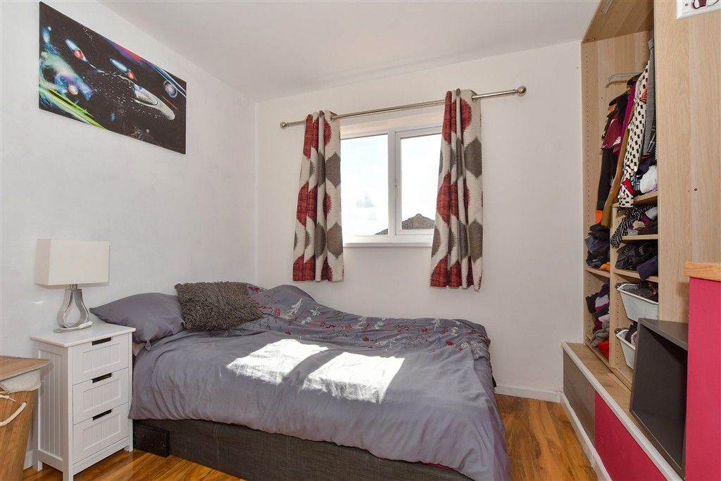 Property photo 2 of 15 Bedroom 1