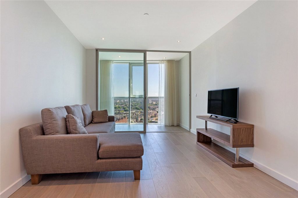 Property photo 1 of 8 Reception Room