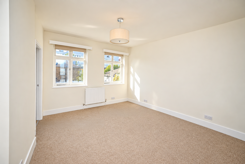 Property photo 2 of 11 Picture No. 12