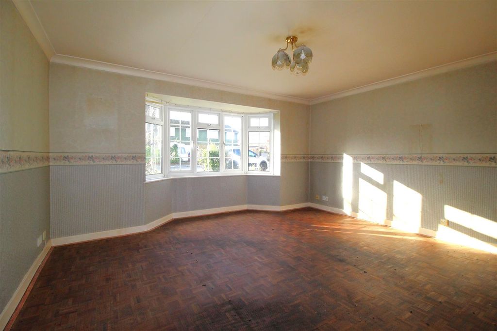 Property photo 2 of 13 Img_4999.Jpg