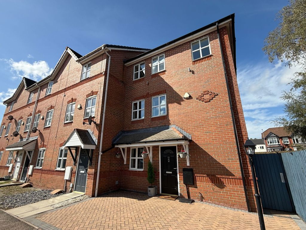 Property photo 1 of 37