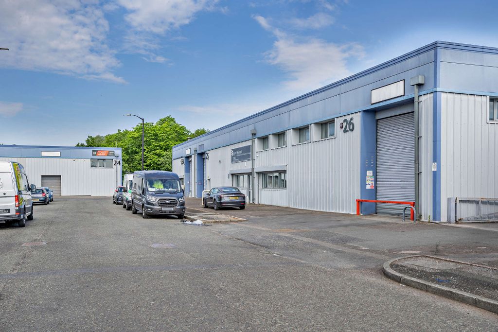 Property photo 1 of 3