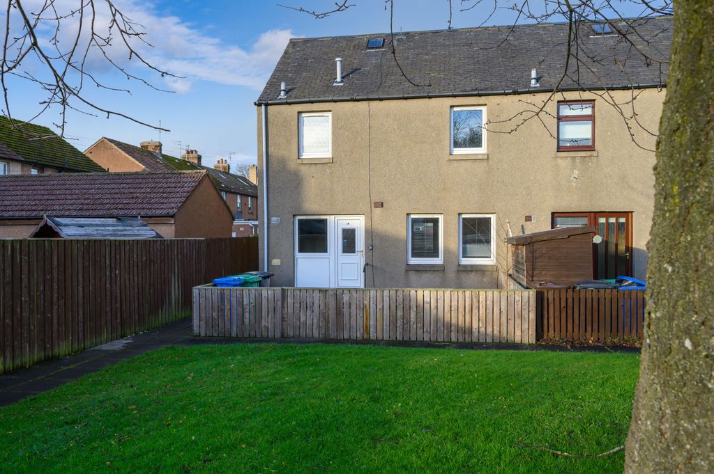 Property photo 1 of 31