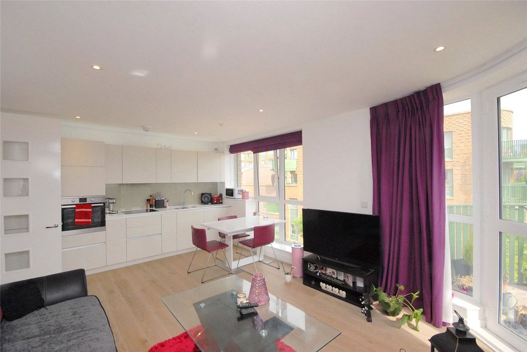 Property photo 1 of 10 Picture No. 12
