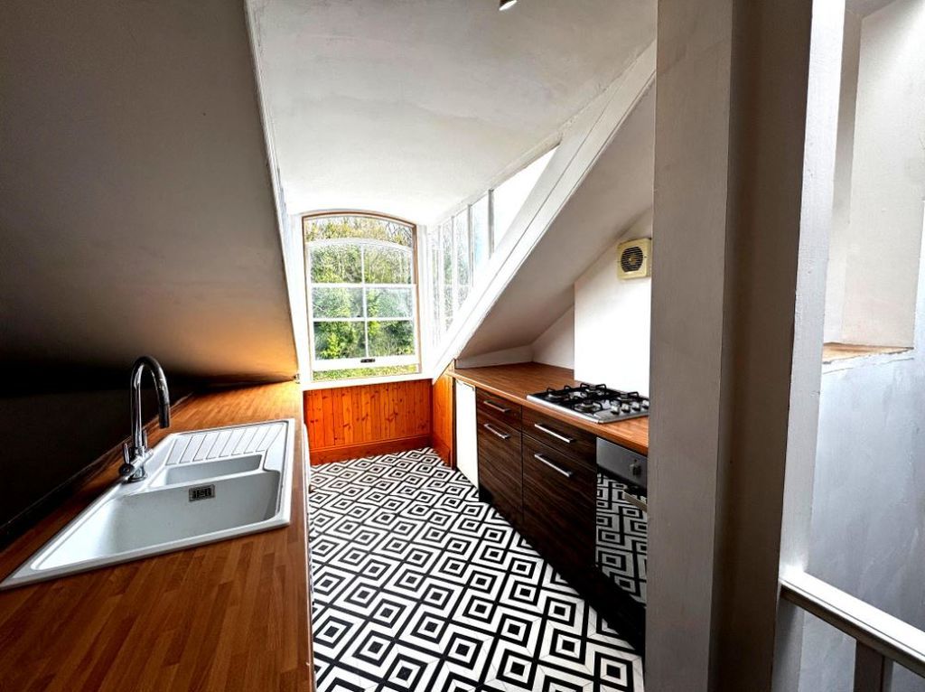 Property photo 2 of 8 Photo 2