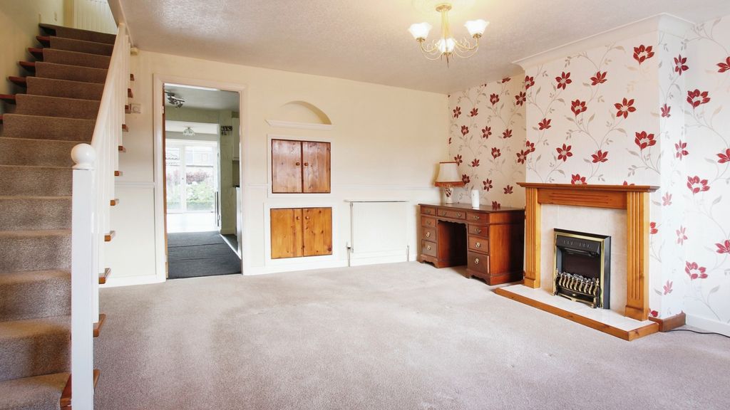 Property photo 2 of 25 3417325