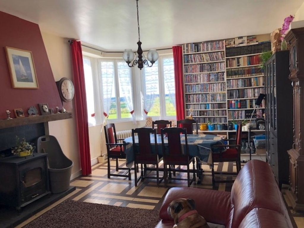 Property photo 2 of 24