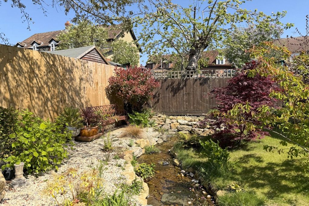 Property photo 3 of 19 Picture No. 25