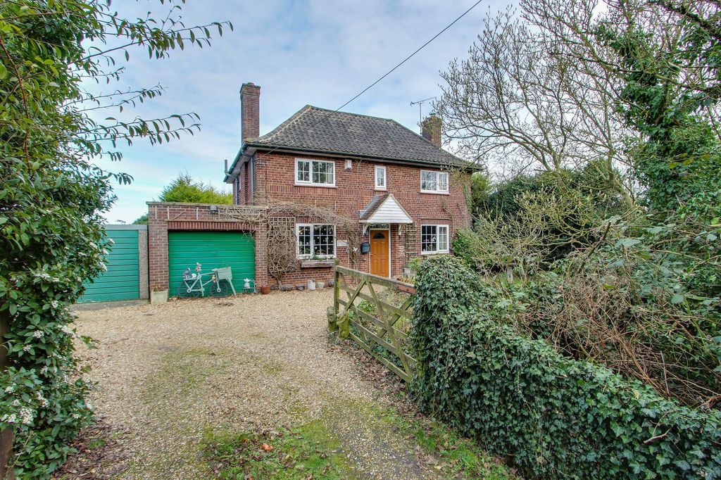 Property photo 1 of 33