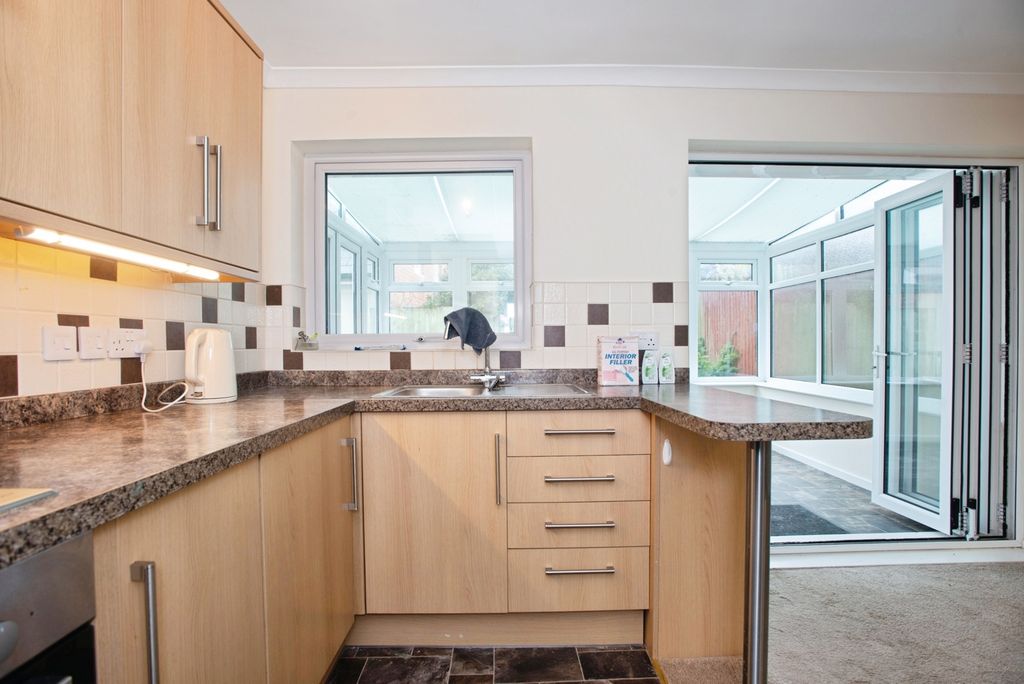 Property photo 3 of 15 Pbox-Img.Jpg