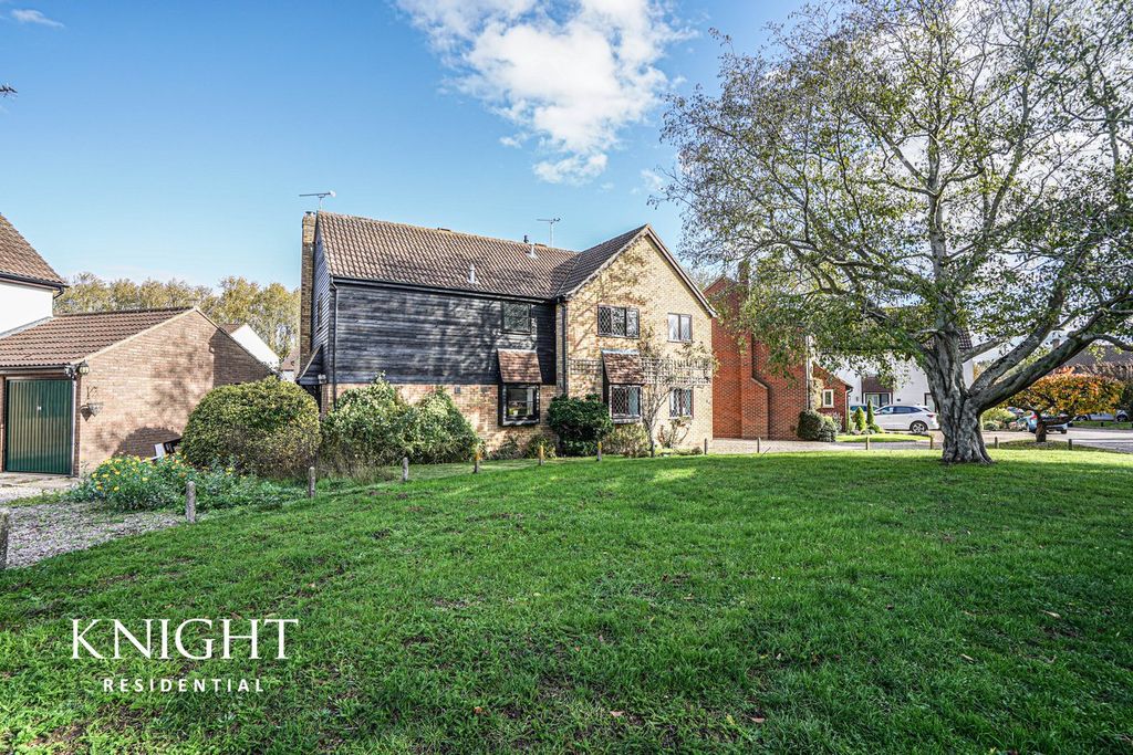 Property photo 1 of 30