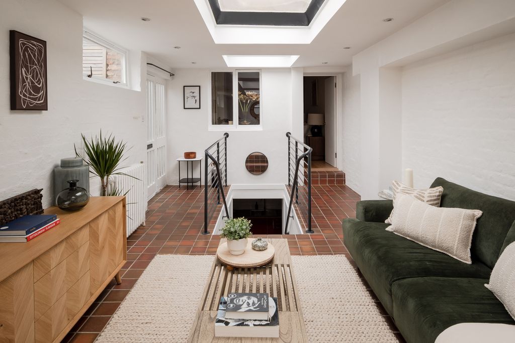 Property photo 3 of 21 325559 - Mortimer Road, London N1 - High Res-09944.Jpg