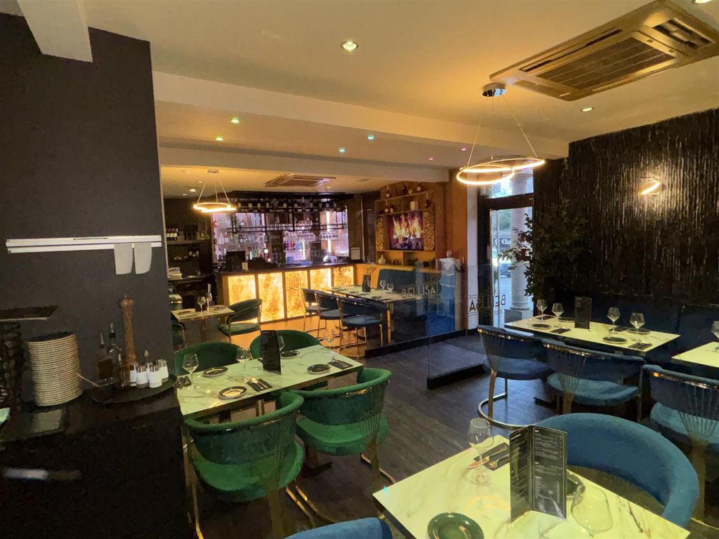 Property photo 3 of 12 Photo 2