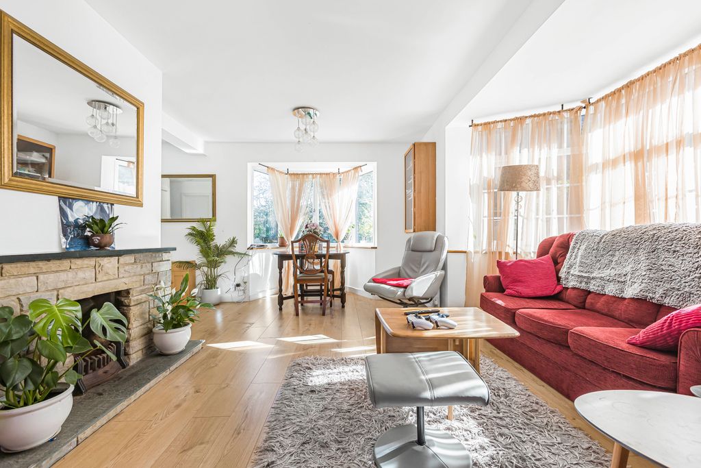 Property photo 2 of 23 1650010