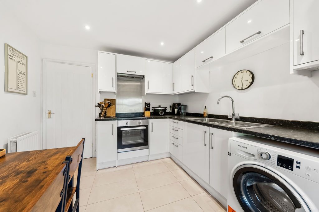 Property photo 3 of 14 Photo 17